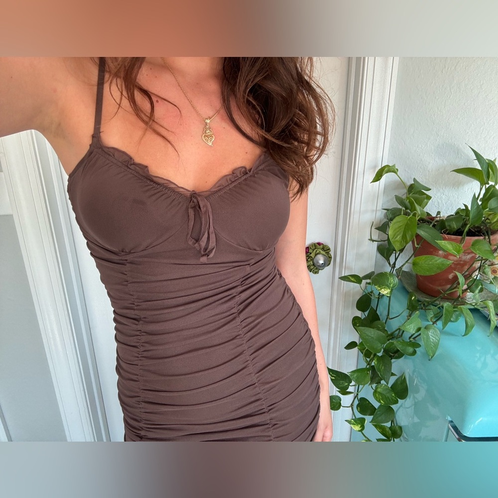 DIVIDED Rouched Brown Mini Dress - Picture 2 of 3
